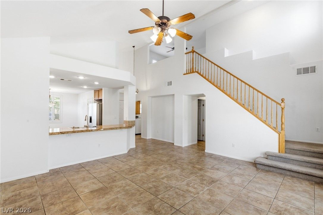 7919 Villa Salsa Avenue — photo 2