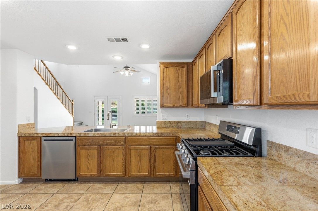 7919 Villa Salsa Avenue — photo 5