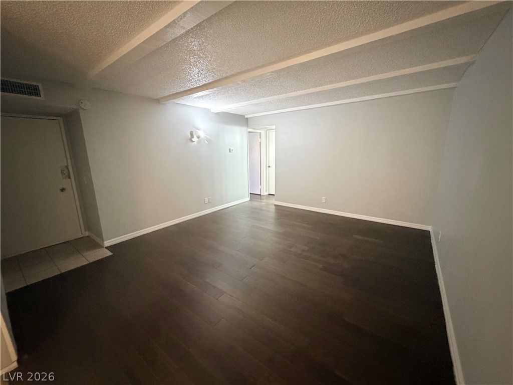 1405 Vegas Valley Drive 252 — photo 5