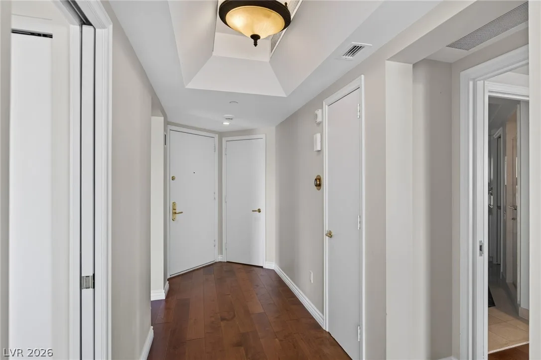 2857 Paradise Road 505 — photo 4