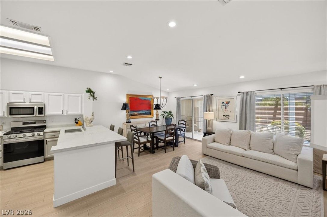 2013 Joy View Lane — photo 4