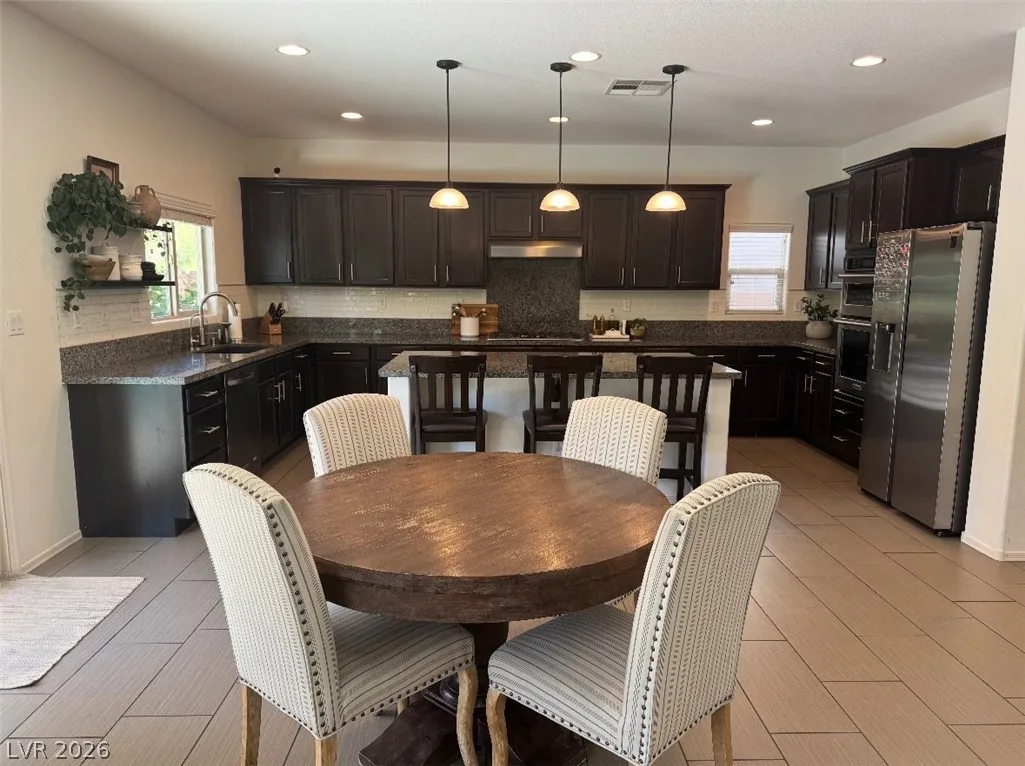2925 Green Falls Avenue — photo 2