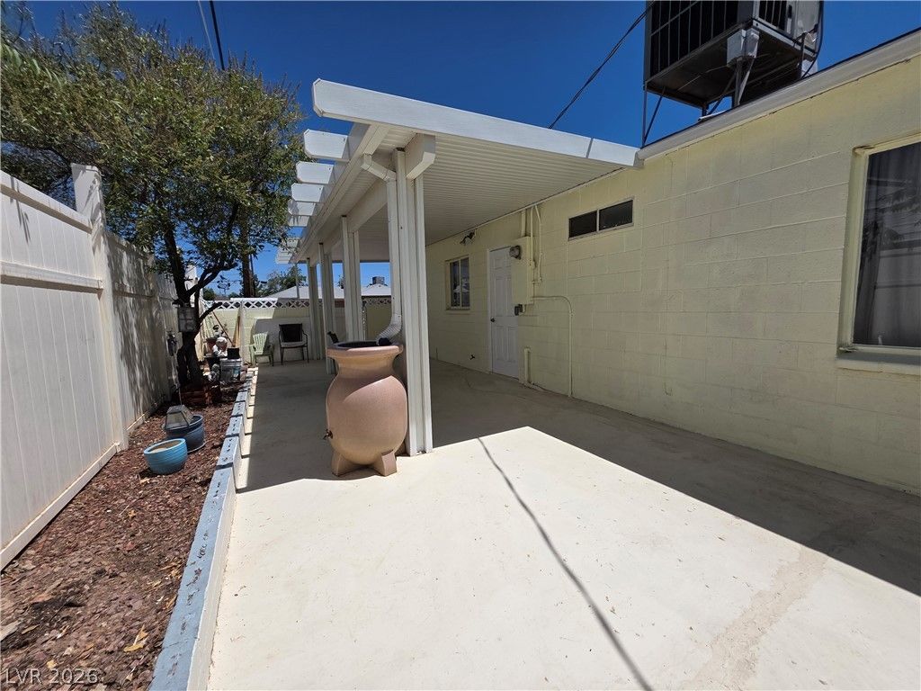 4219 Fulton Place — photo 5 of 62