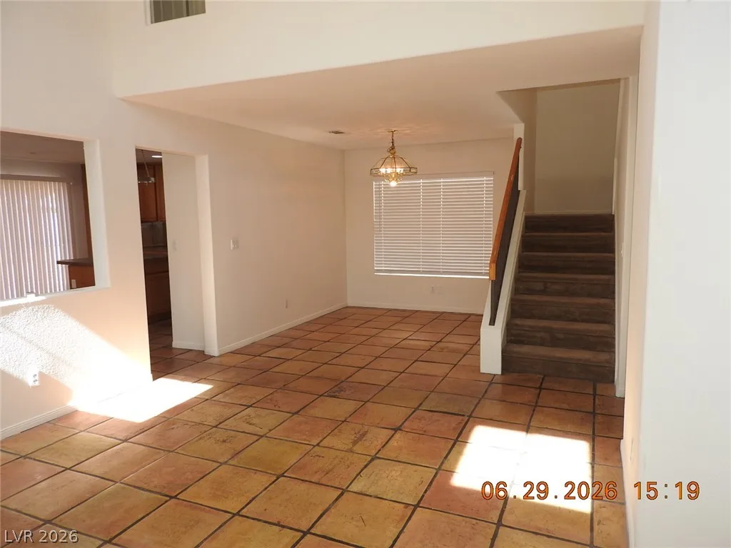 742 ENDICOTT Court — photo 4