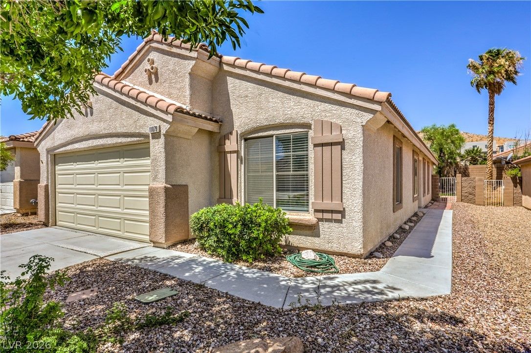 11079 Cusumano Court — photo 4 of 38