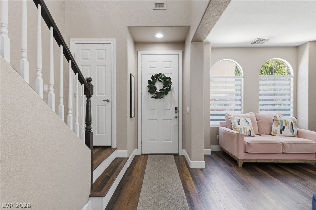 2431 Allegretto Avenue — photo 3 of 28