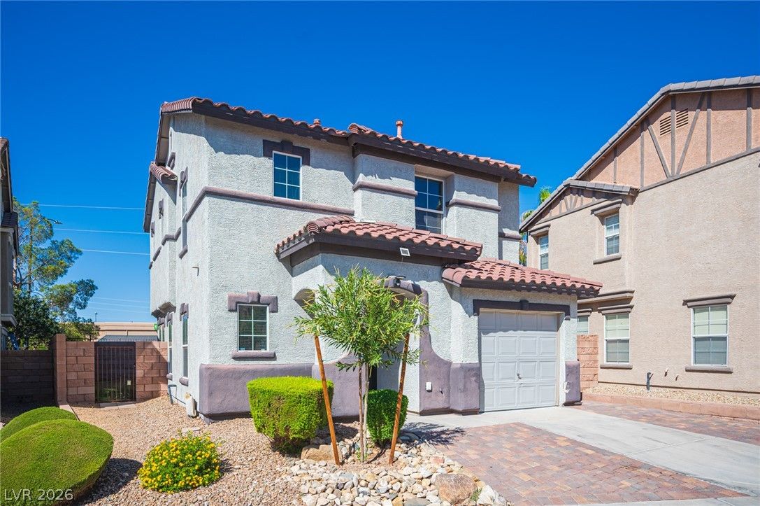1060 Paradise Coach Drive — photo 2