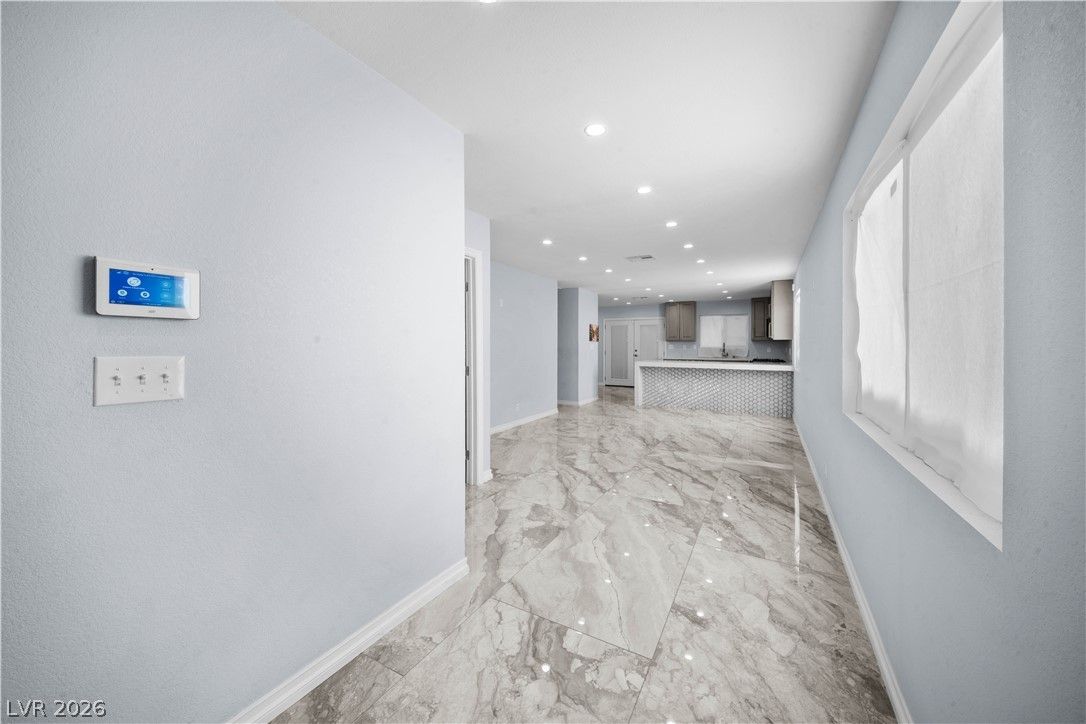 3609 Park Oliver Drive — photo 4