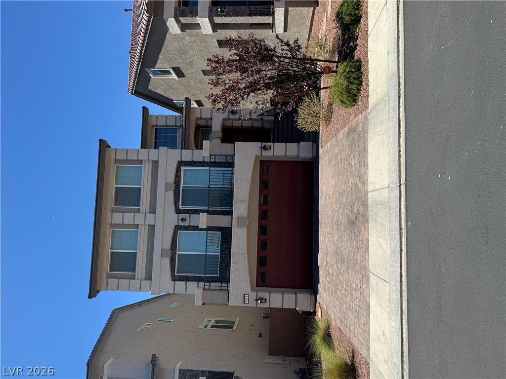 5961 Aurora Gold Avenue — photo 1 of 10