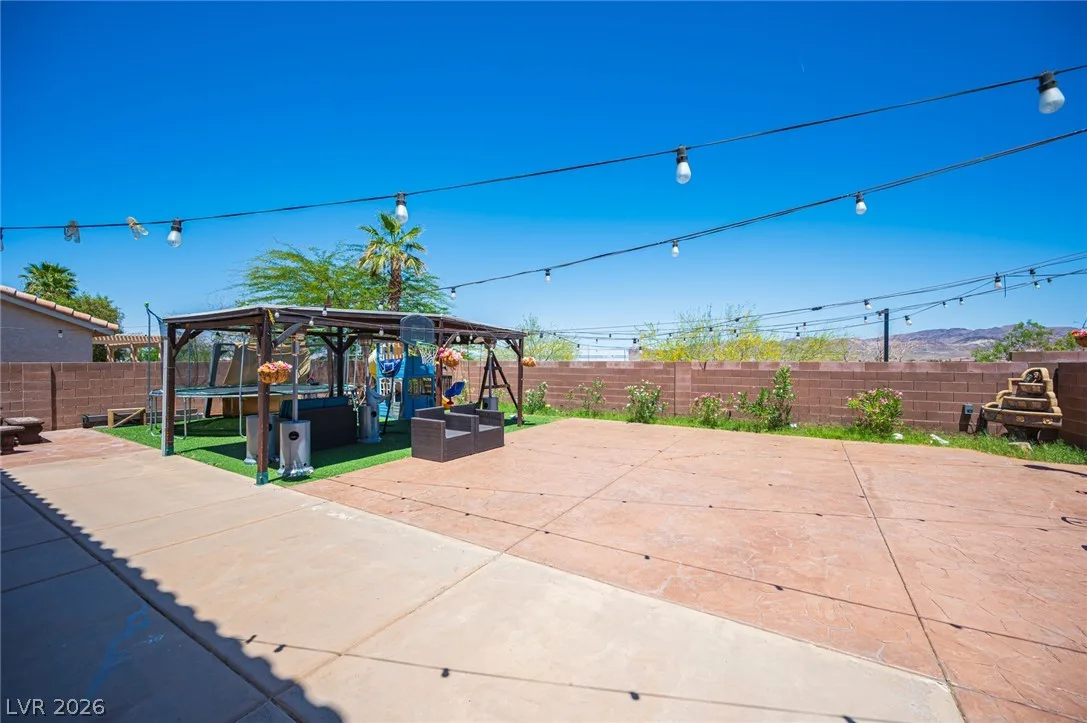 822 Grape Vine Avenue — photo 4