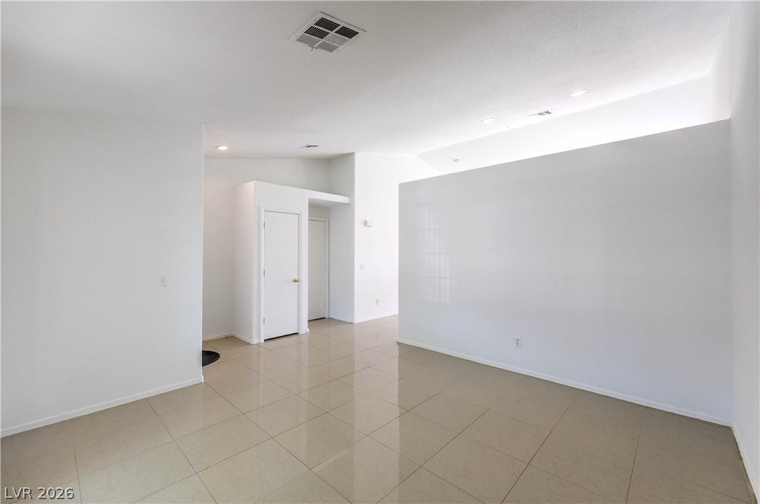 710 Turtleback Drive — photo 5