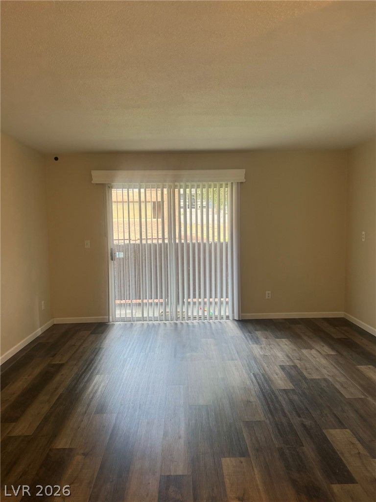 2750 South Durango Drive 1151 — photo 3 of 18