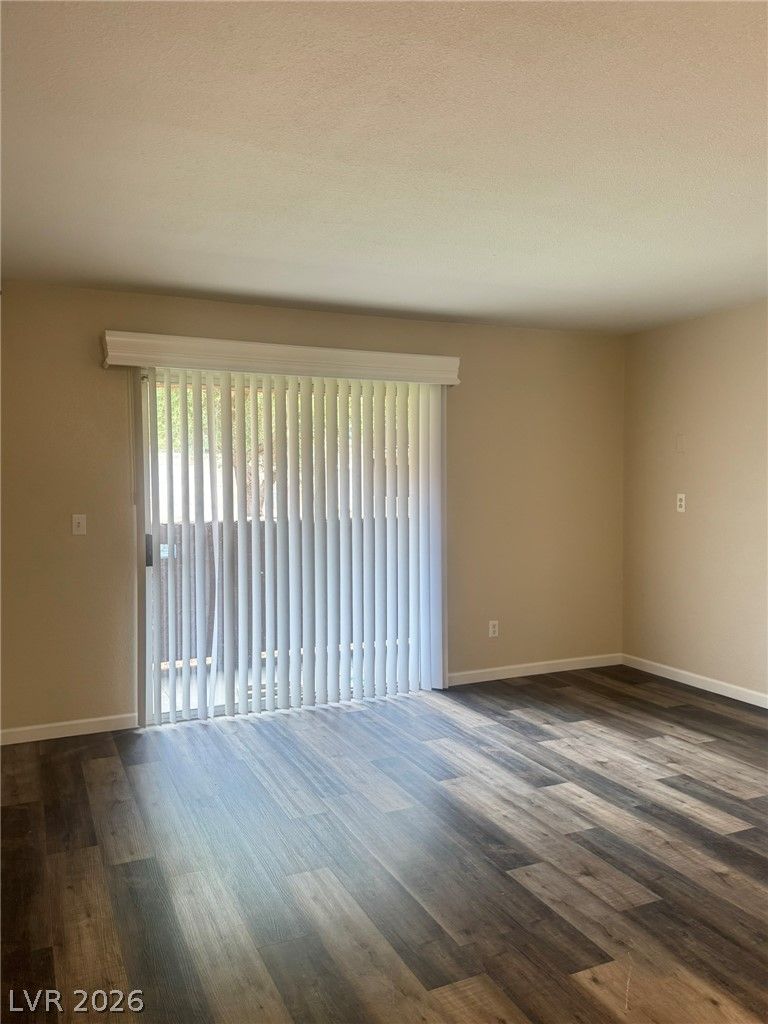 2750 South Durango Drive 1151 — photo 4 of 18