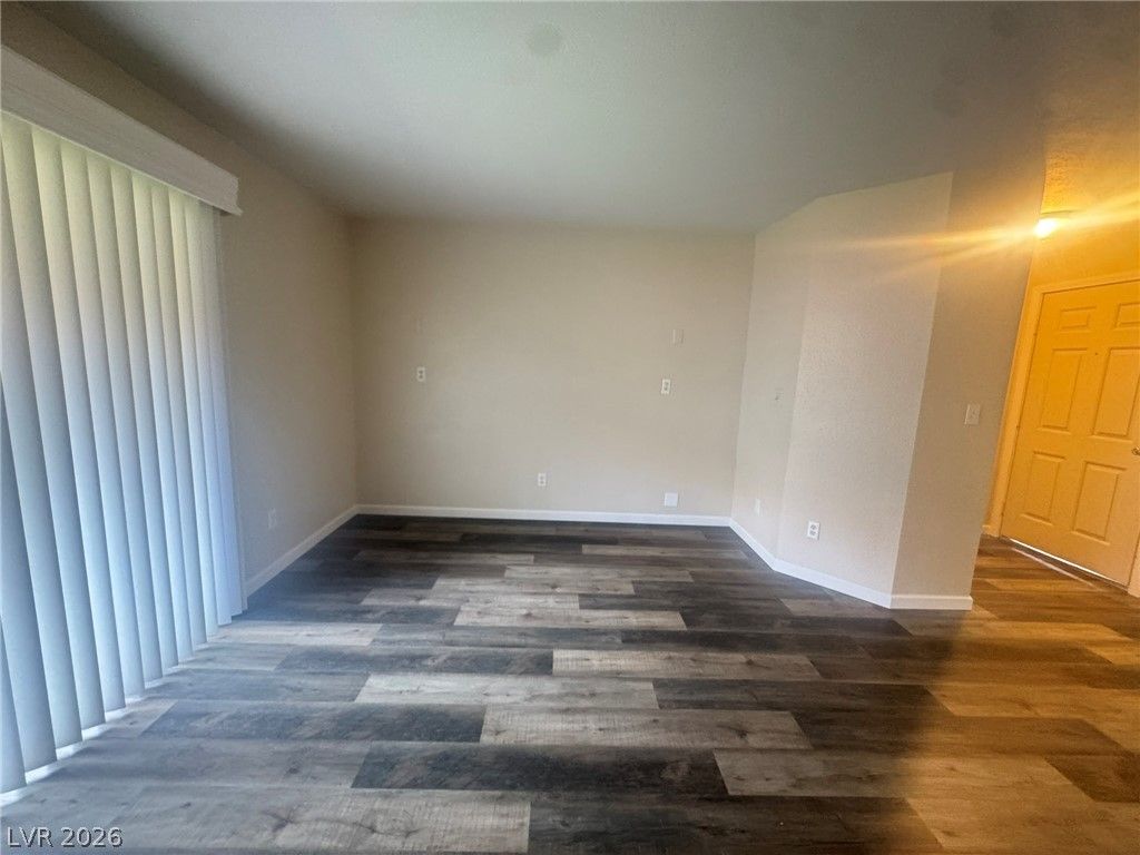 2750 South Durango Drive 1151 — photo 5 of 18