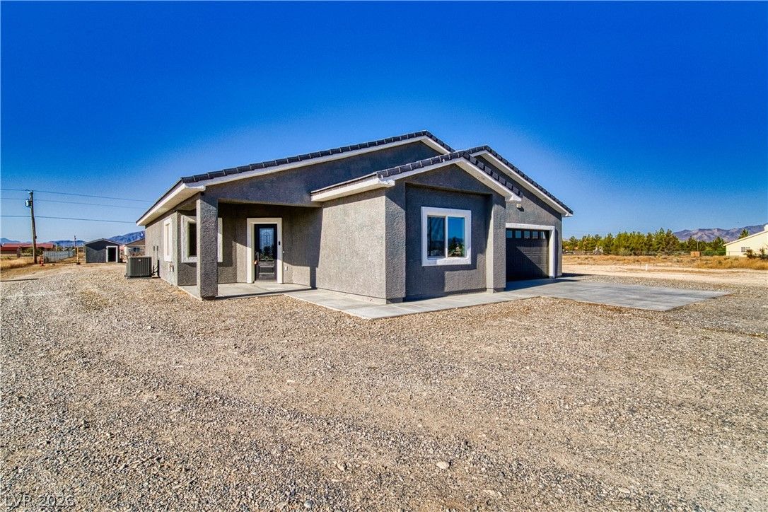 1501 Huracan Street — photo 2