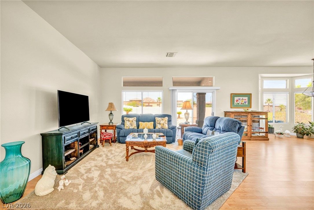10020 Villa Ridge Drive — photo 4 of 35