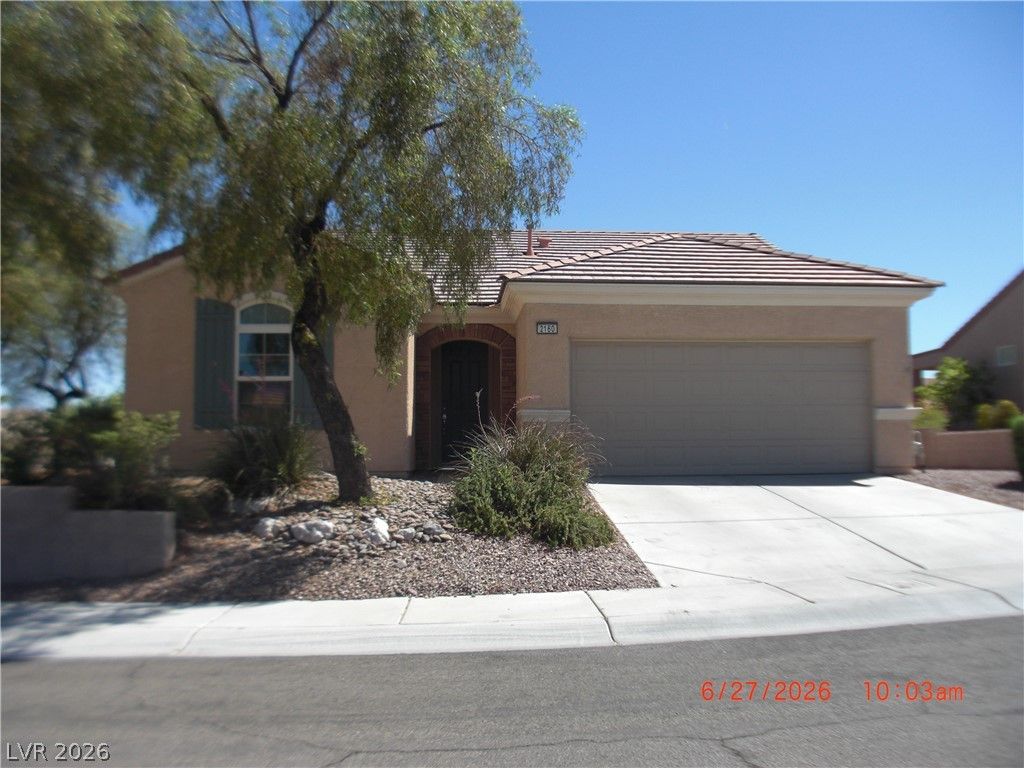 2160 Burris Hill Drive — photo 1