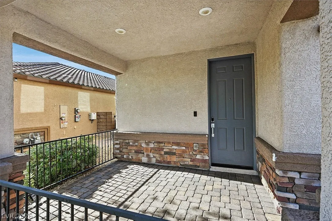 1106 Langston Ranch Avenue — photo 2