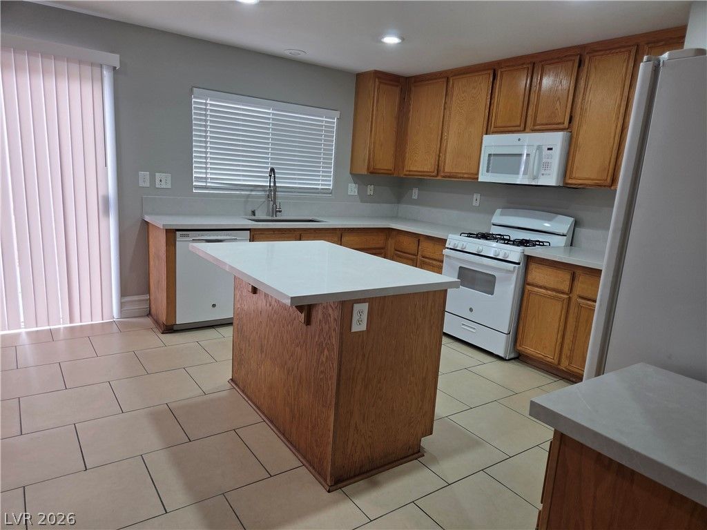 3149 HARTLEY COVE Avenue — photo 5 of 13