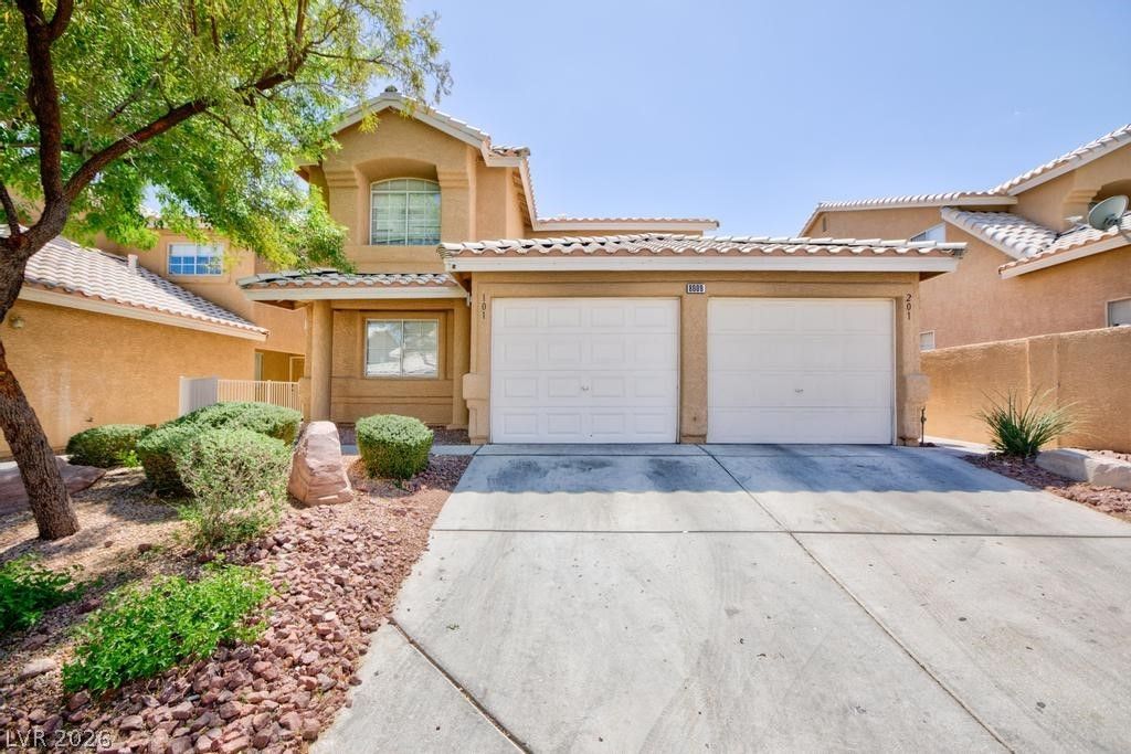 8009 Draco Circle 101 — photo 3 of 36