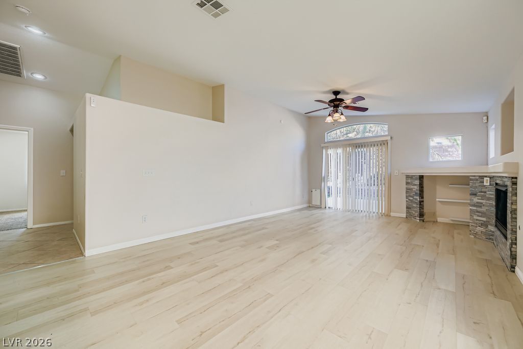 8136 Shady Glen Avenue — photo 5