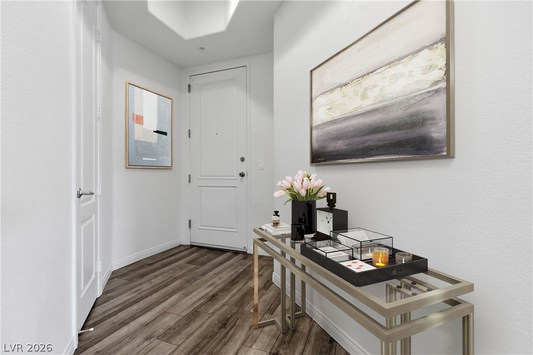 44 East Serene Avenue 424 — photo 5