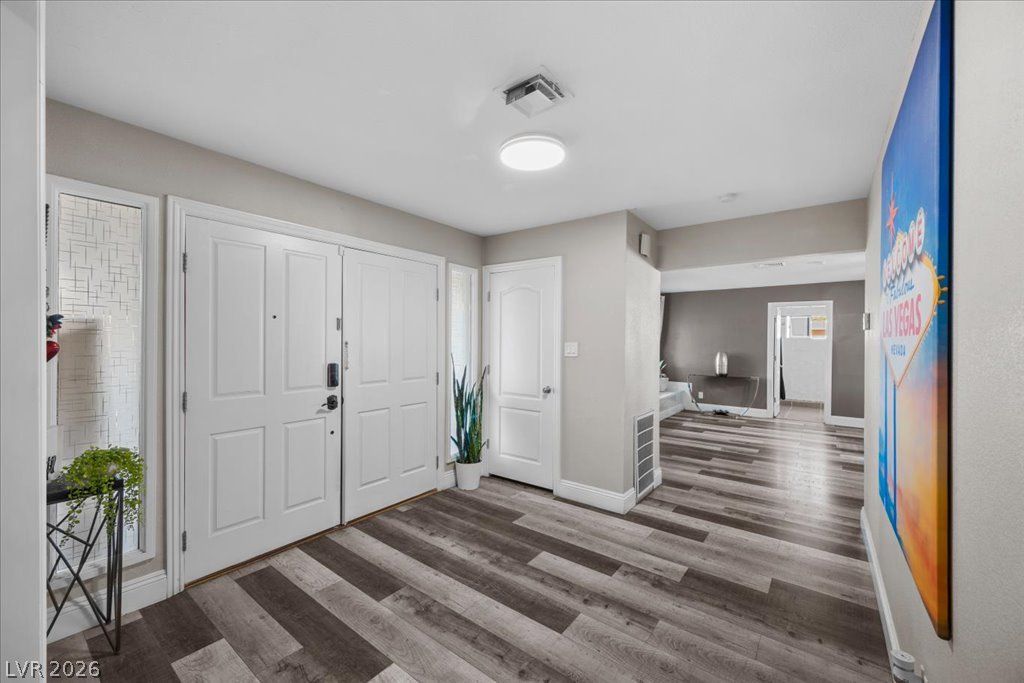 4429 Marlena Circle — photo 5 of 29