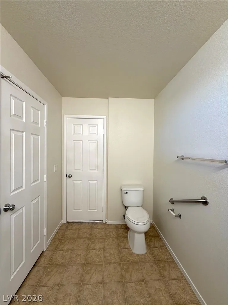 Photo 34