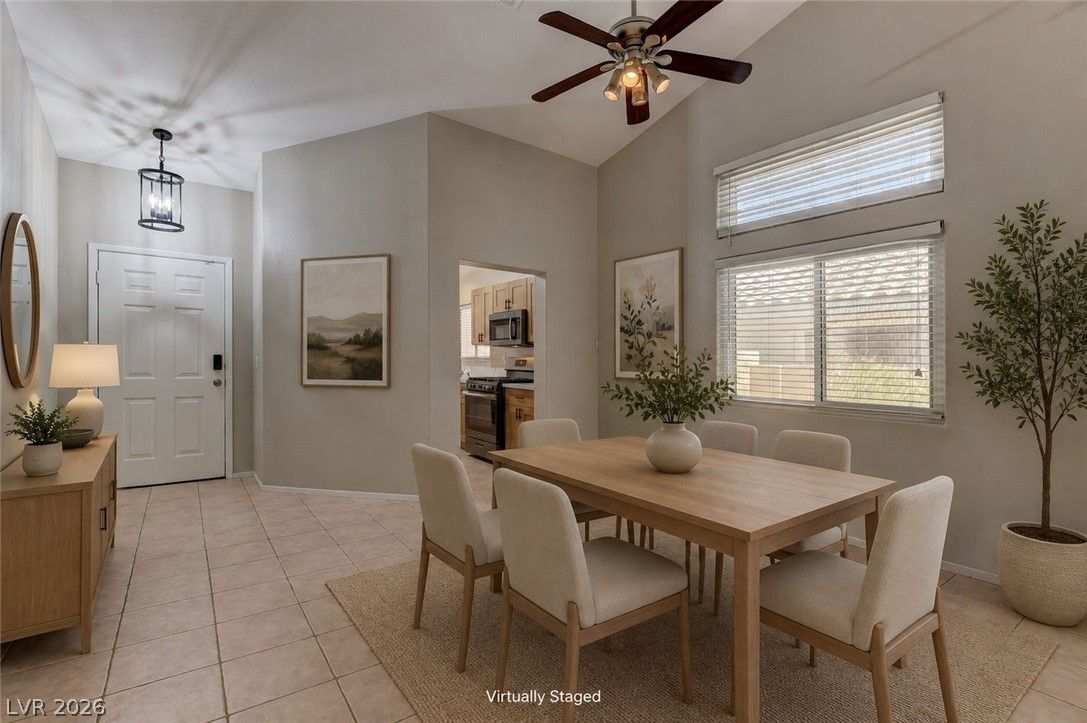 1253 TARAMAR Street — photo 4 of 31