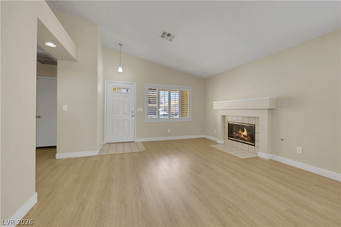 7664 Little Valley Avenue — photo 5