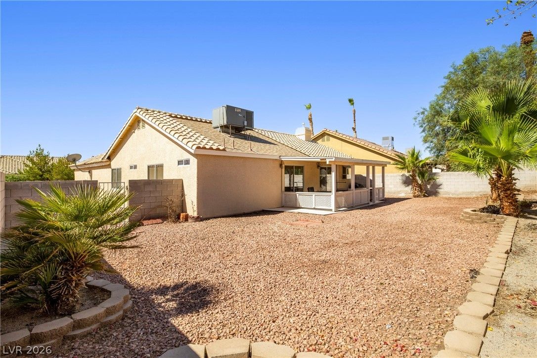 6240 Curlew Drive — photo 2