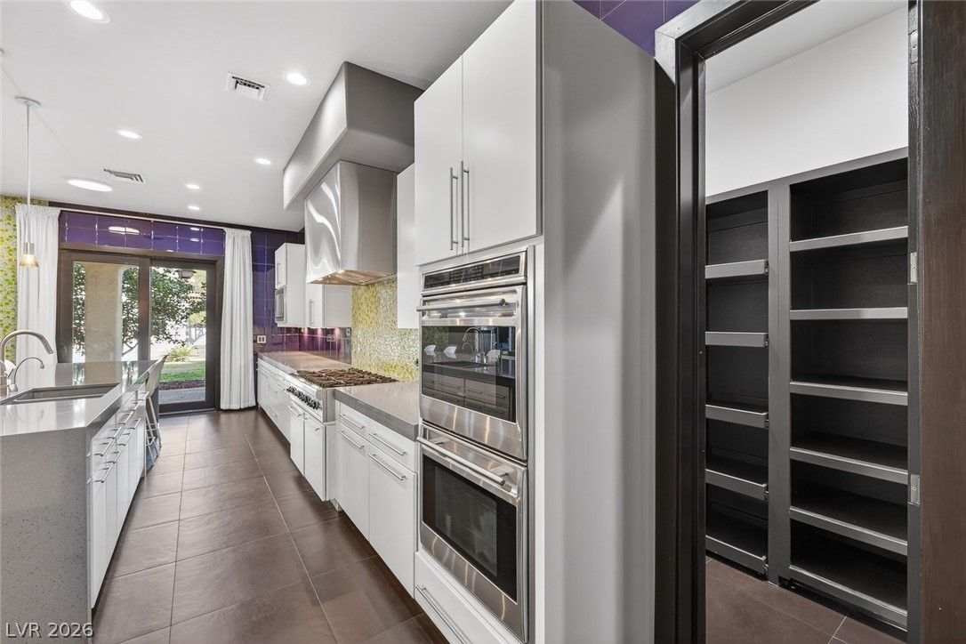 8480 Via De Bellasidra Court — photo 4