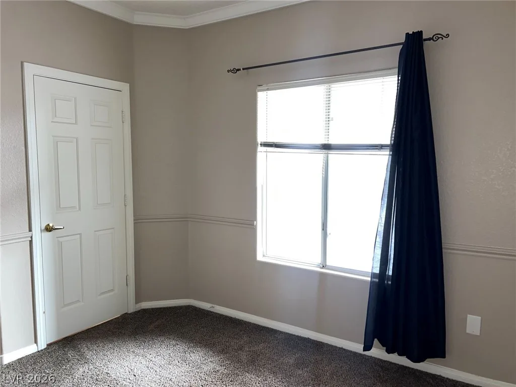 7450 South Eastern Avenue 1018 — photo 3 of 41