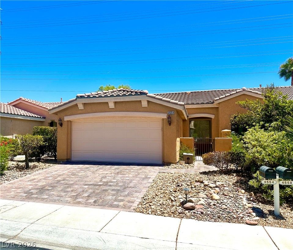 4554 Regalo Bello Street — photo 2