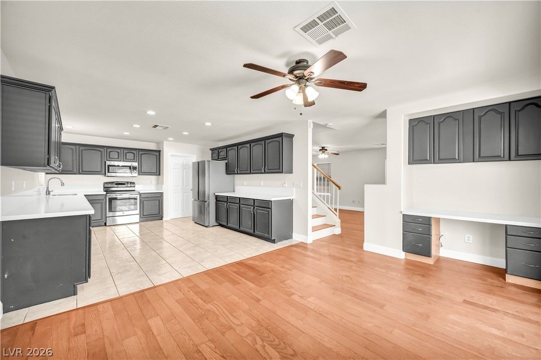 8616 MAJESTIC PINE Avenue — photo 3