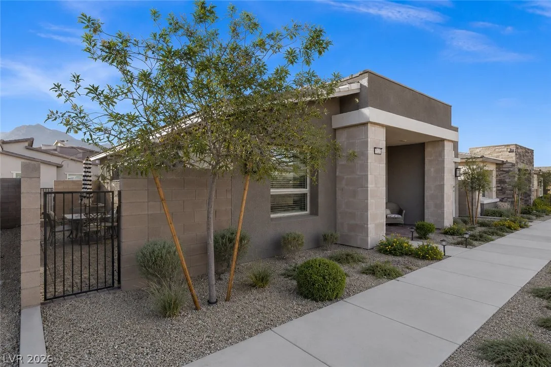 912 Allister Fields Lane — photo 5