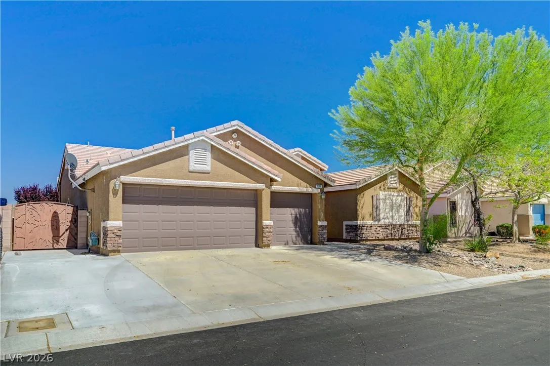 10308 Chestnut Sweet Street — photo 3