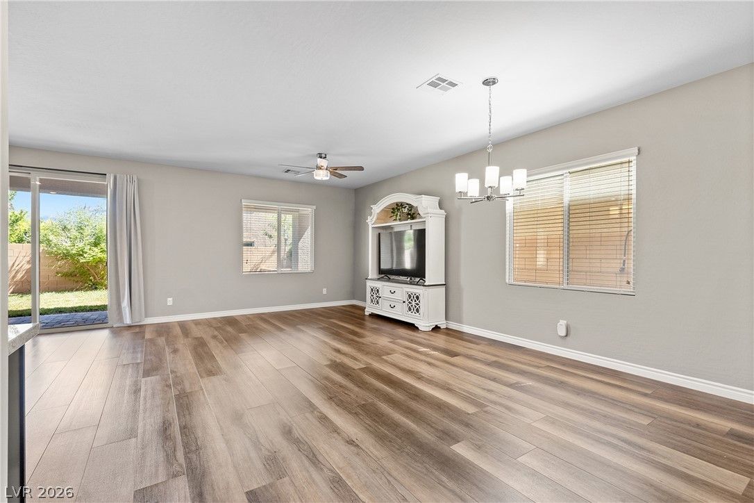 10110 Skye Camp Drive — photo 2