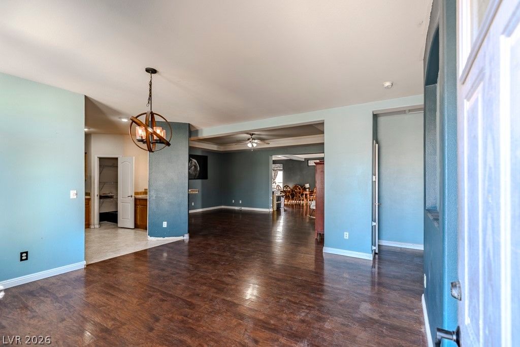 159 West Winston Lane — photo 4