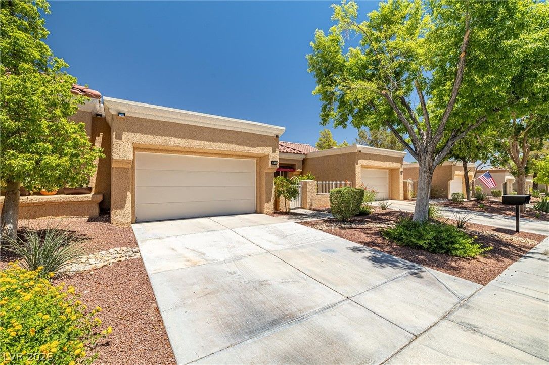 9052 Gemstone Drive — photo 4 of 48