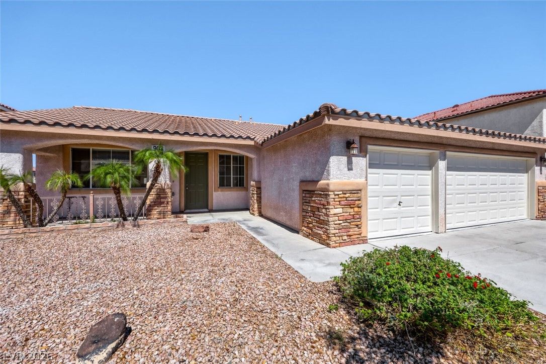 903 Golden Poppy Street — photo 4