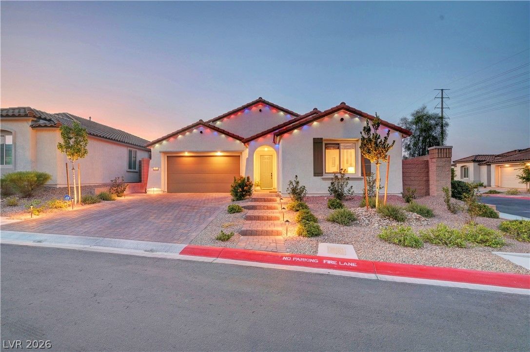 10826 Delparke Valley Avenue — photo 3