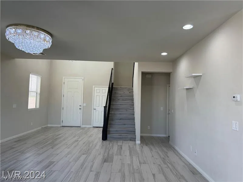 9056 Tony Ridge Avenue — photo 4