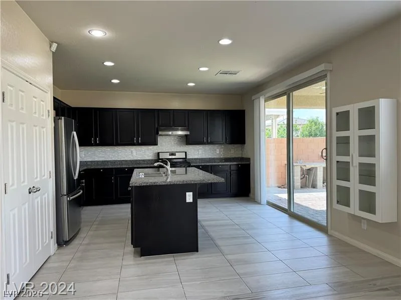 9056 Tony Ridge Avenue — photo 5