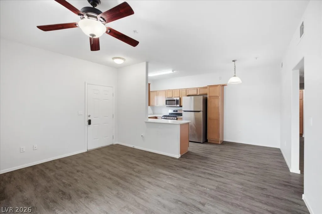 2291 West Horizon Ridge Parkway 5128 — photo 3