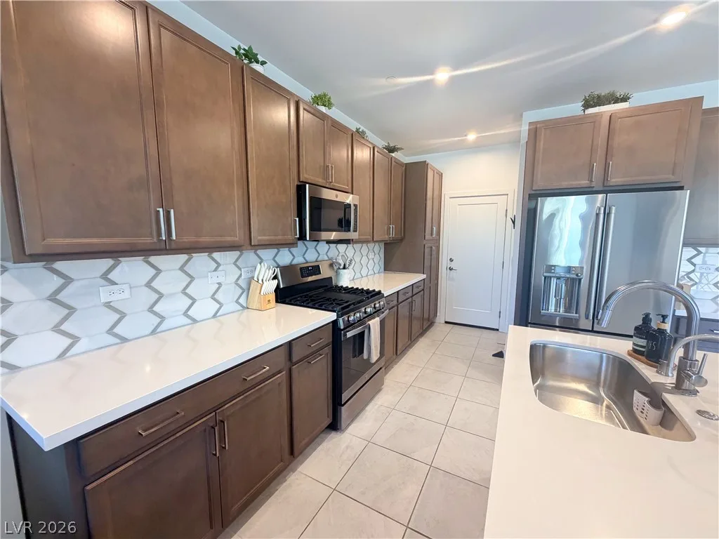 4318 Eagle Summit Avenue — photo 5