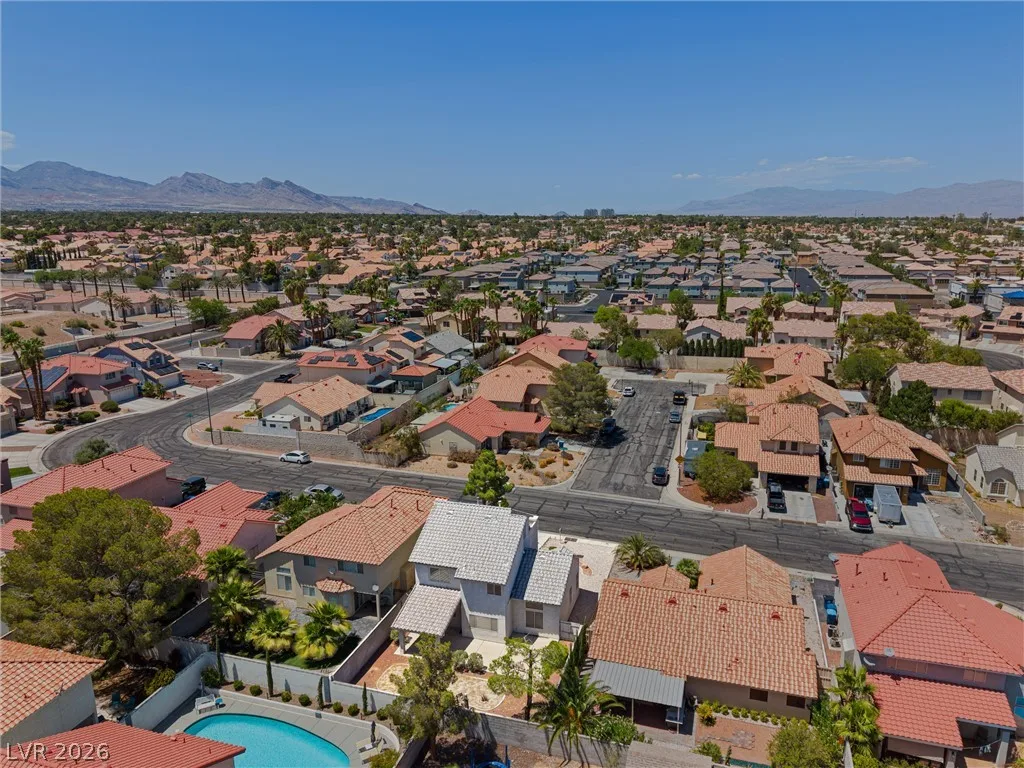 8747 Martinique Bay Lane — photo 4 of 35