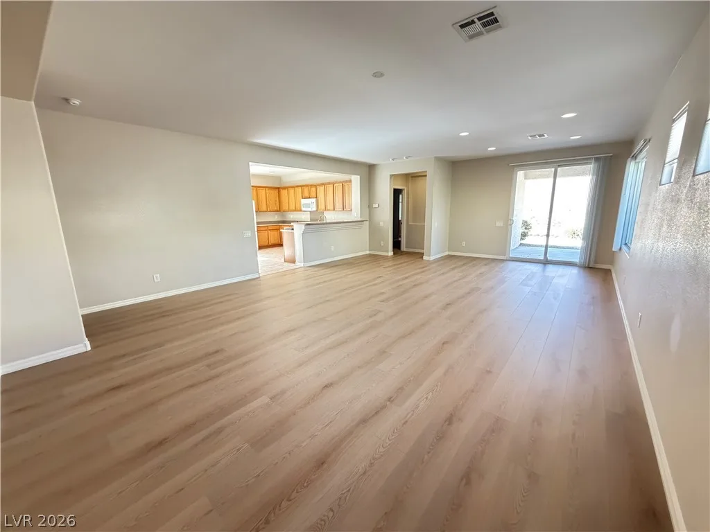 2928 PITGAVENY Avenue — photo 3 of 12