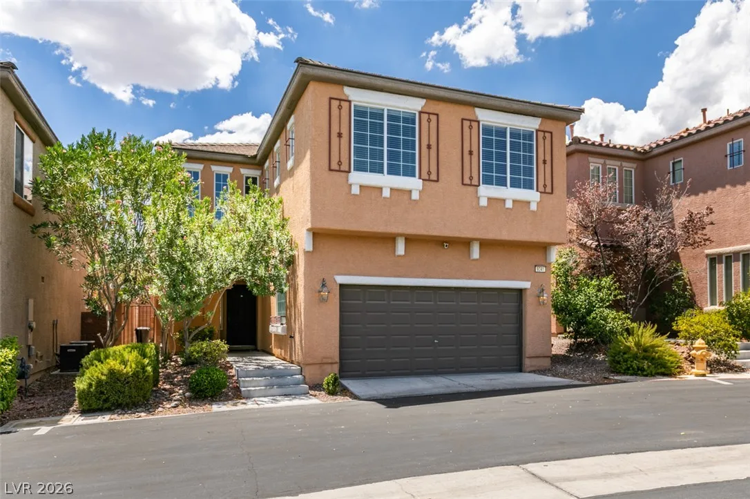 9341 Colorful Rainbow Avenue — photo 2