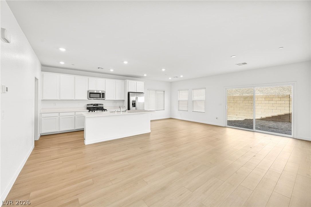 3363 Dancing Waters Street — photo 3